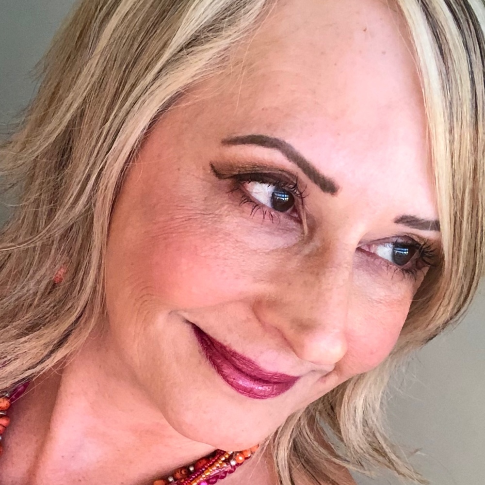 Meet your Posher, Debra